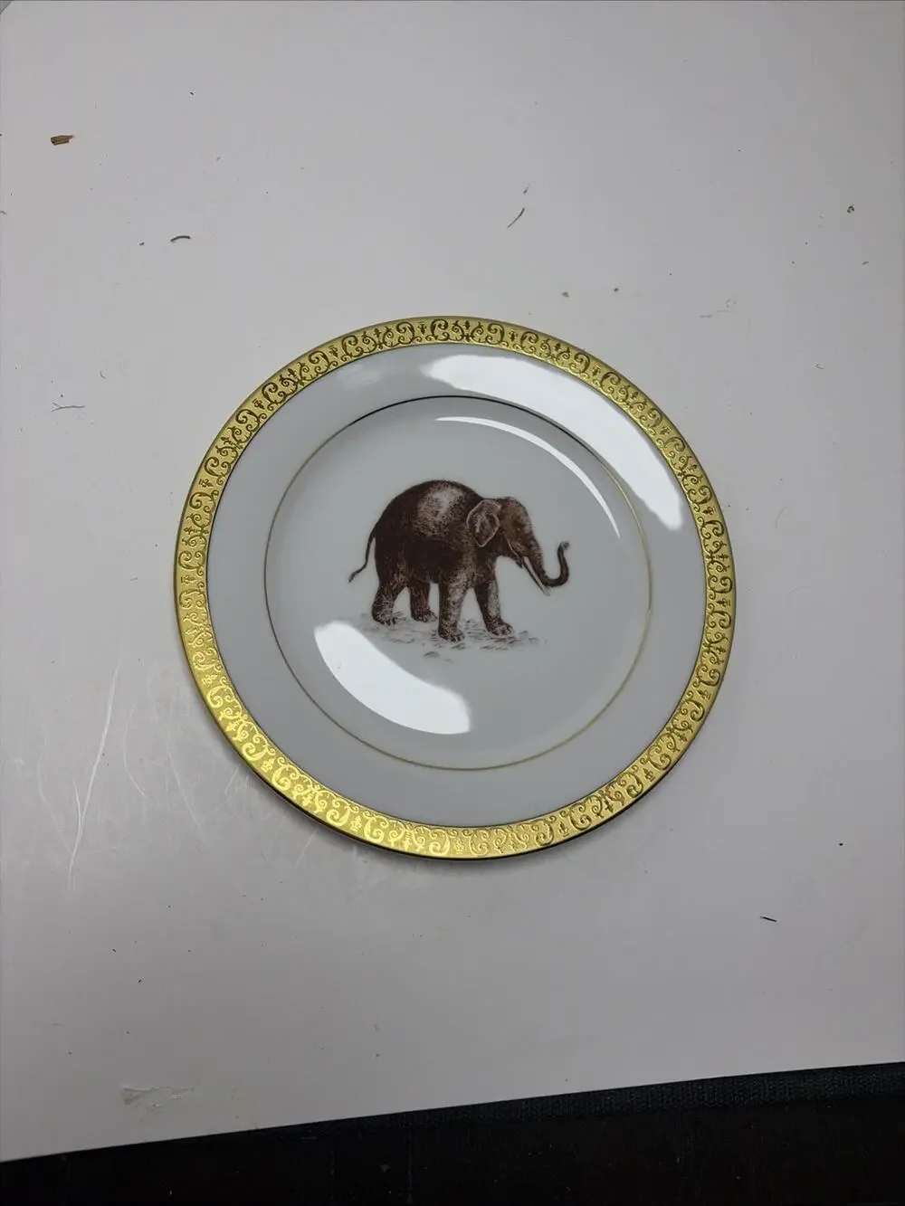 Royal Gallery Gold Buffet Salad Dessert Plate Gold Trim Elephant Vintage 8.5
